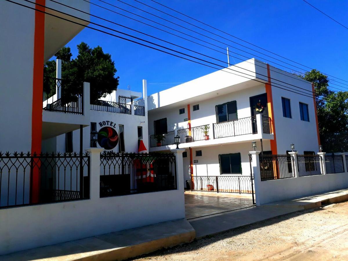 Hotel San Joaquin บากาลาร์ ภายนอก รูปภาพ